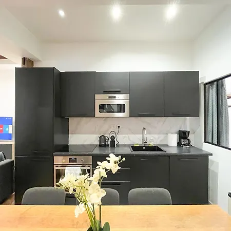 Urban Flat 67 - Spacious Parisian Flat In 巴黎