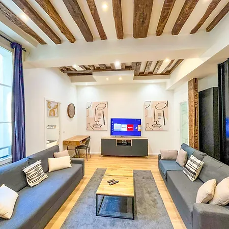 Urban Flat 67 - Spacious Parisian Flat In *