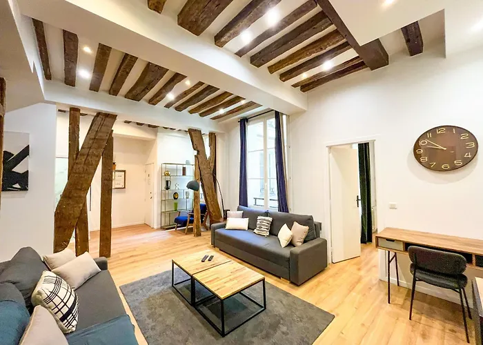 Urban Flat 67 - Spacious Parisian Flat In Daire